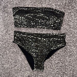 Chic Strapless Leopard Print Bikini